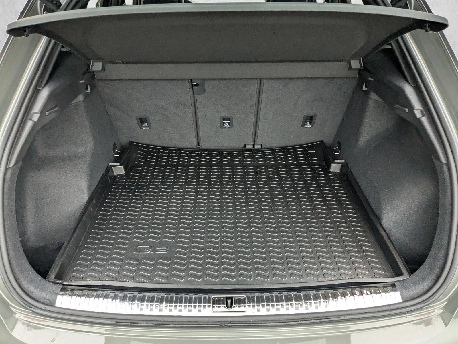 2022 Audi Q3 S line Premium Plus 45 TFSI quattro