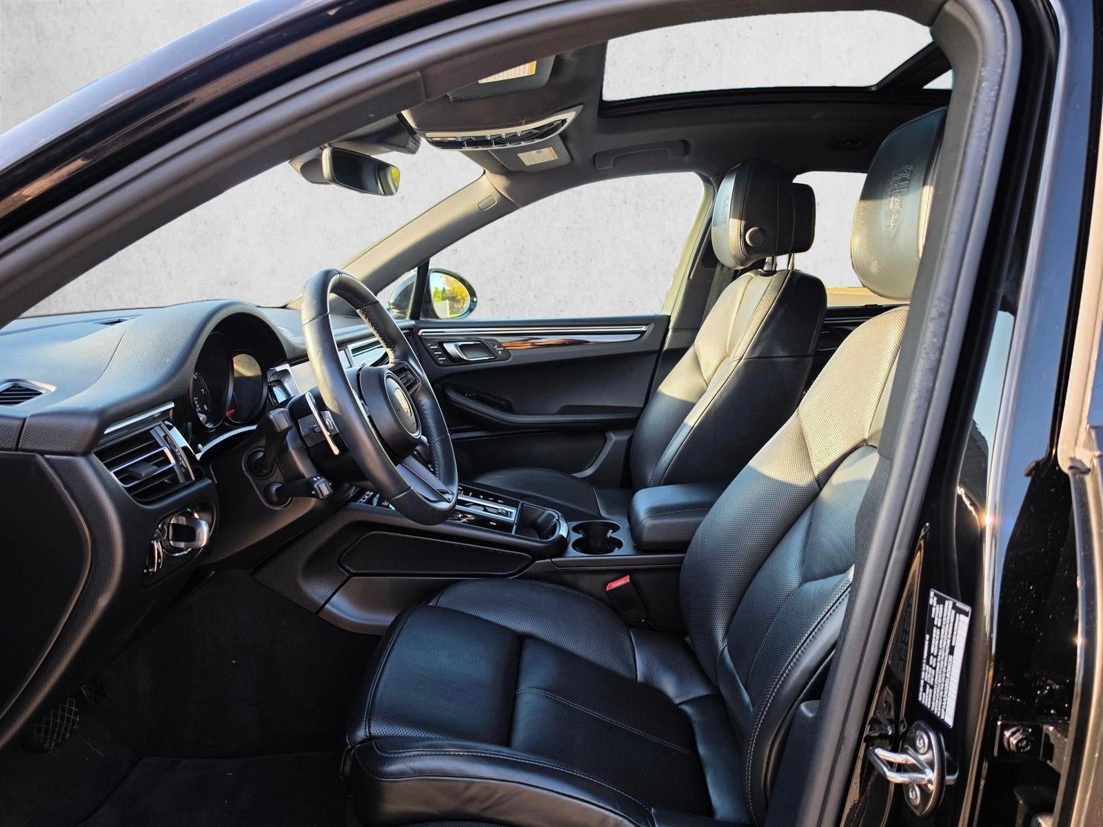 2025 Porsche Macan AWD