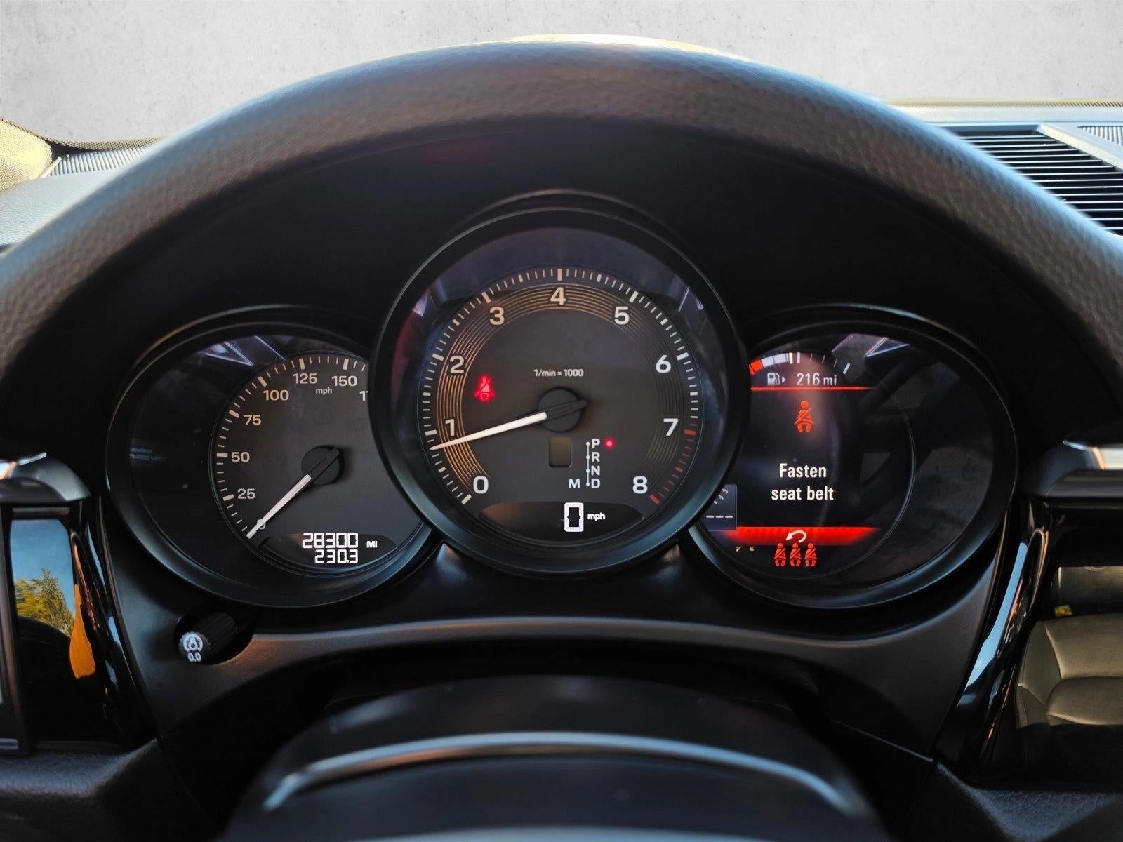 2025 Porsche Macan AWD