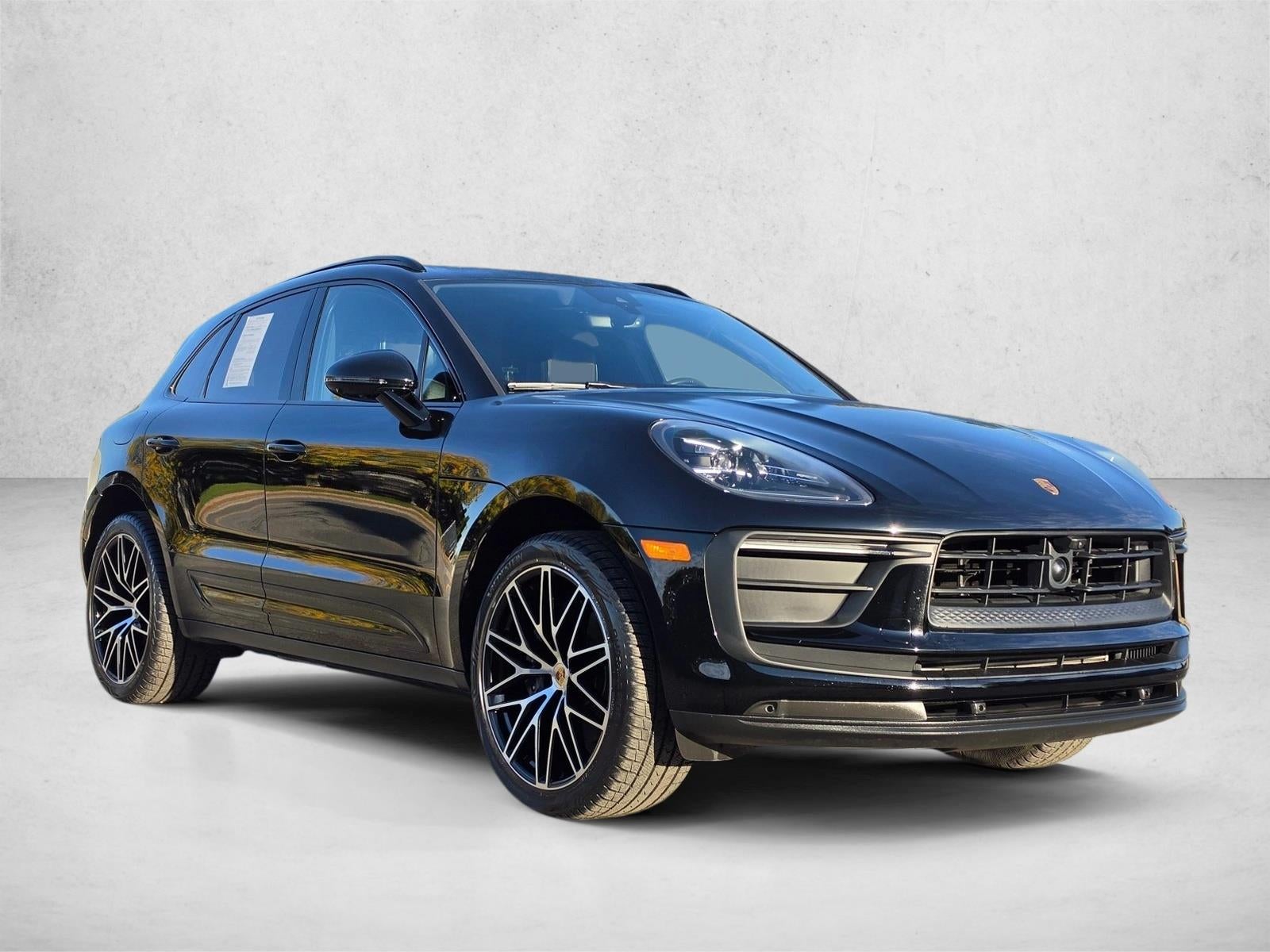 2025 Porsche Macan AWD
