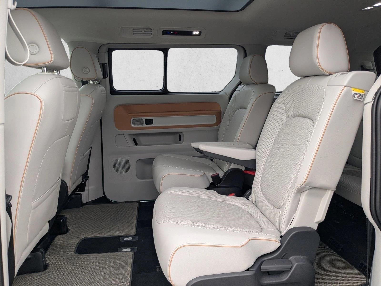 2025 Volkswagen ID. Buzz 1st Edition 4MOTION w/Two-Tone